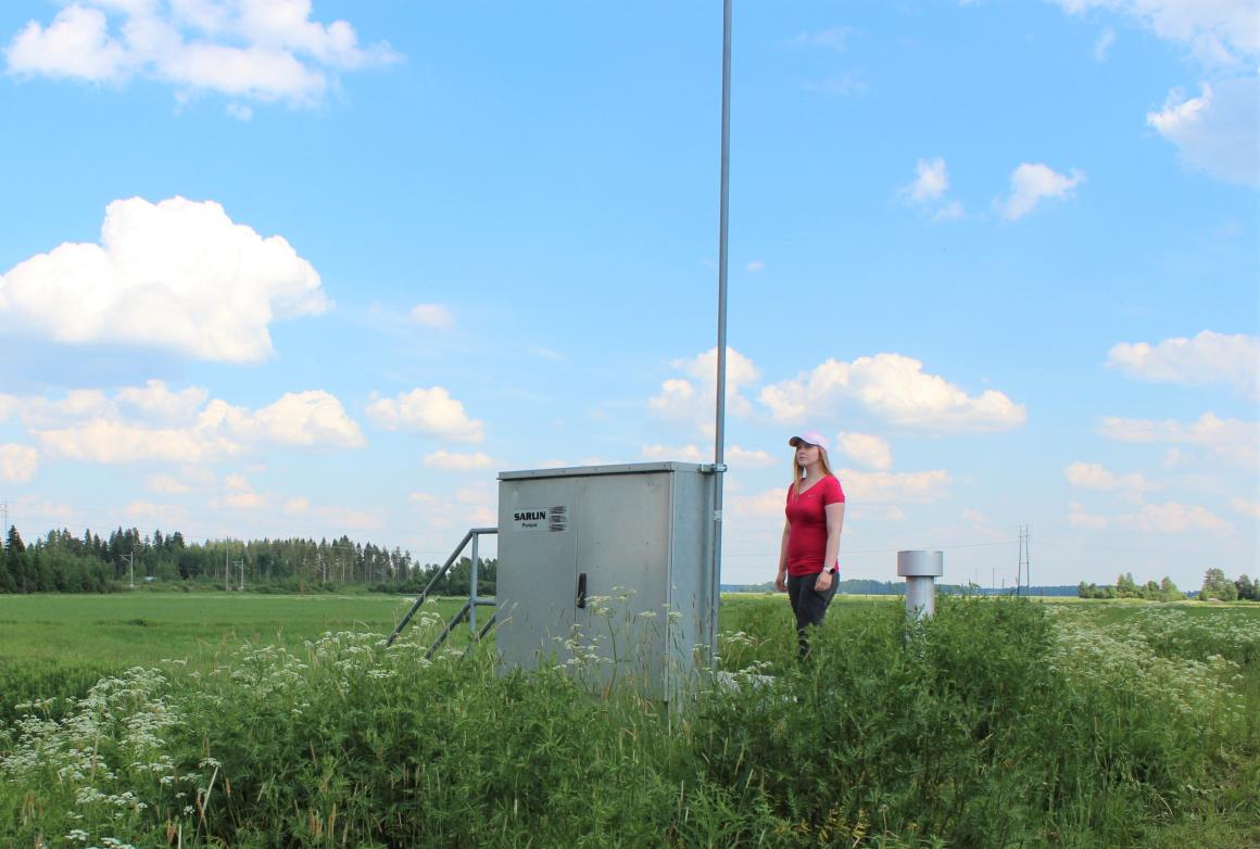 Hankevastaava Maija Schuss Maukarin pengerryspumppaamolla Ylivieskassa